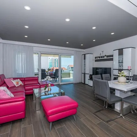 Luxury Purple Summer Sea View Apartman Makarska