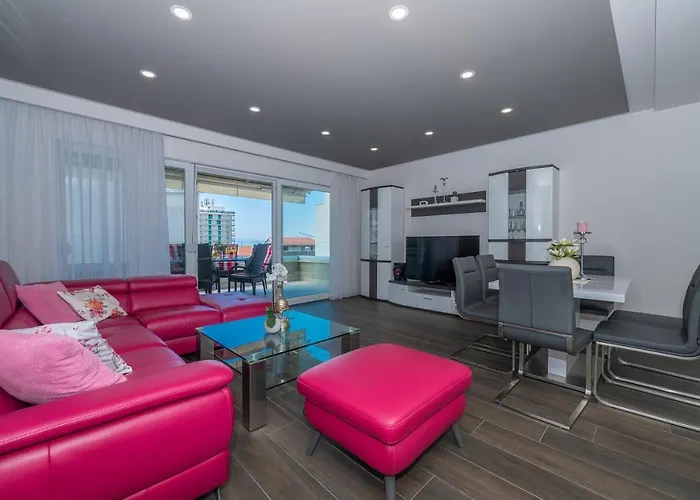 Daire Luxury Purple Summer Sea View Makarska