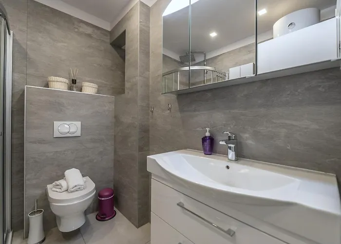 Luxury Purple Summer Sea View